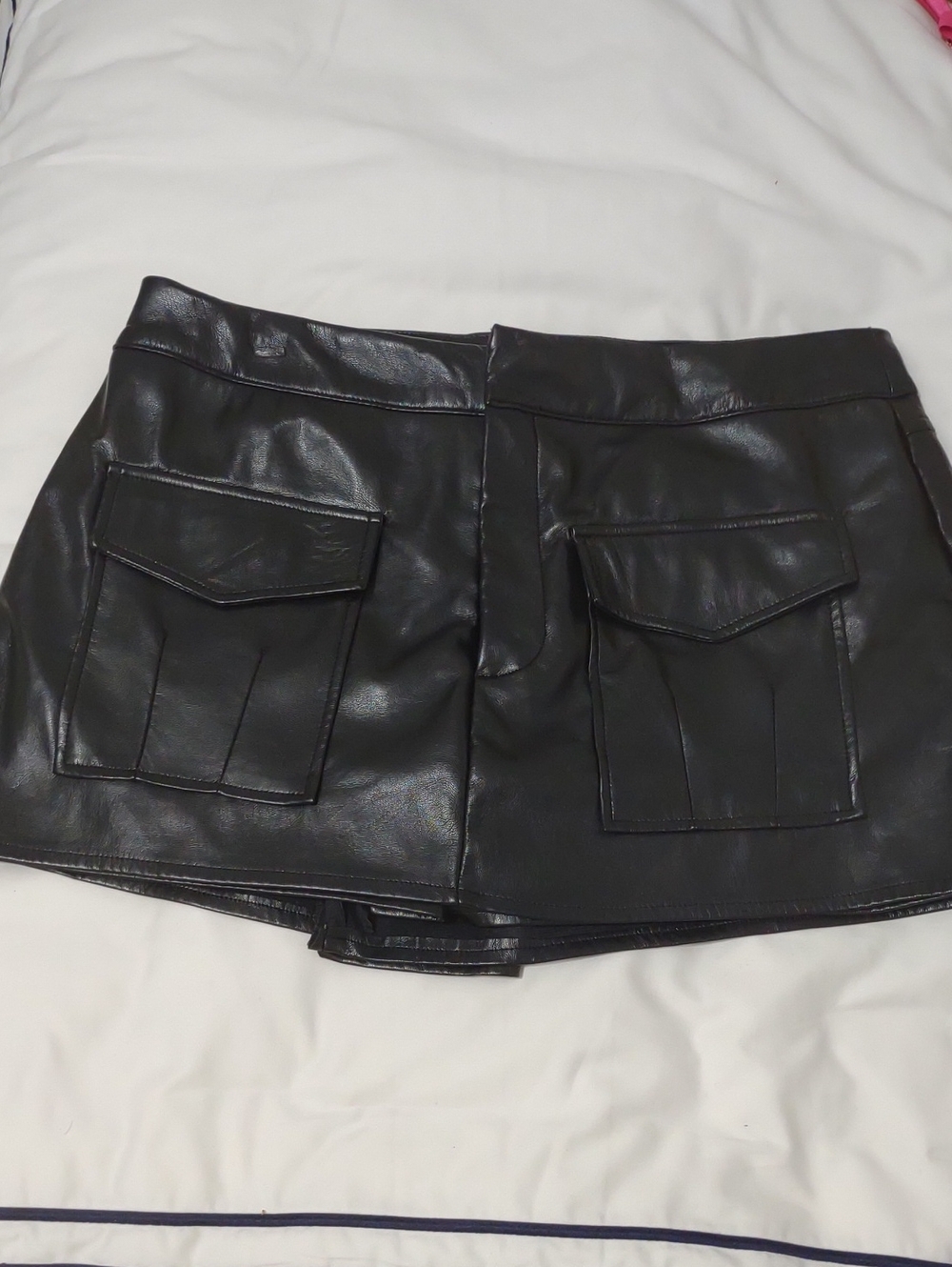 Forever 21 Black Faux Leather Pocket Skort
